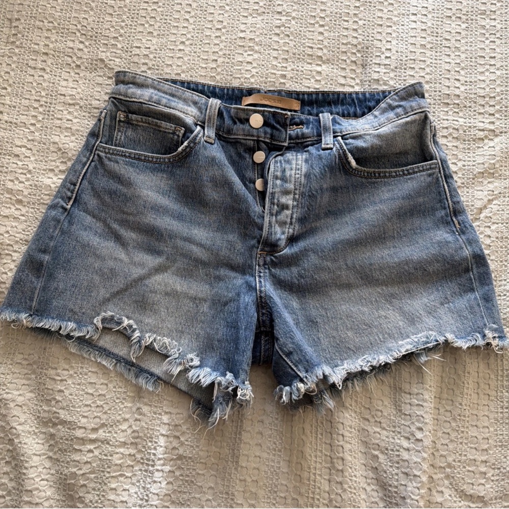 Joes Jean Shorts. “Jessie relaxed”.  NWOT. Size 26.